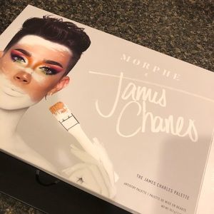 James Charles Morphe Palette